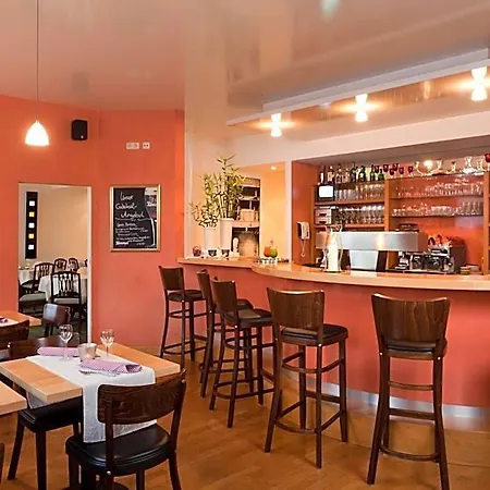 Kress Hotell